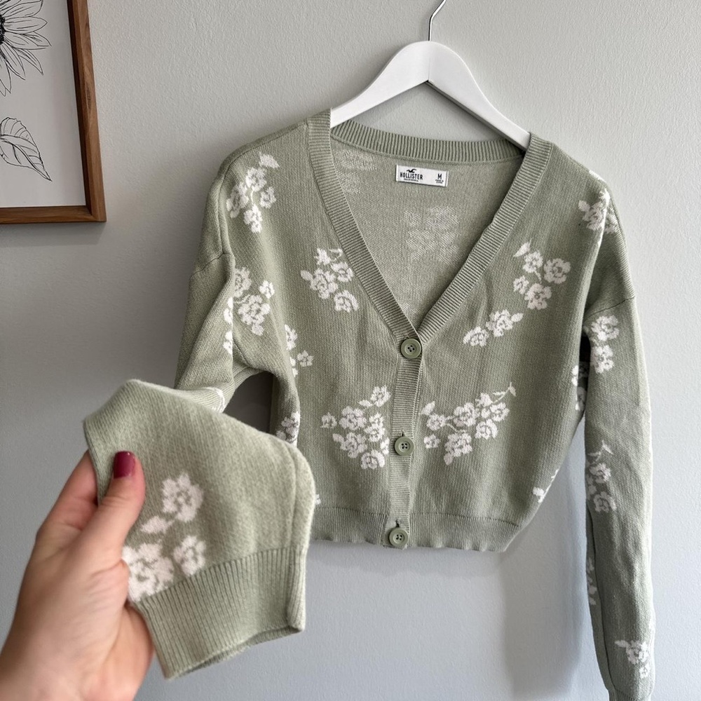 Hollister Green Cropped Cardigan Sweater with Floral Print